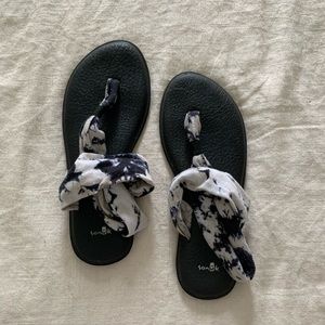 Sanuk Yoga sling sandal